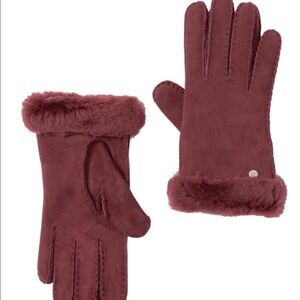 UGG Genuine Dyed Shearling Gloves